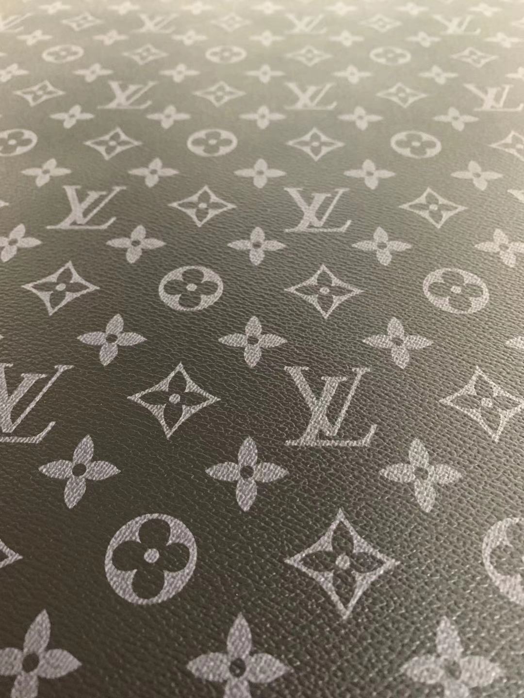 louis vuitton leather fabric for shoes